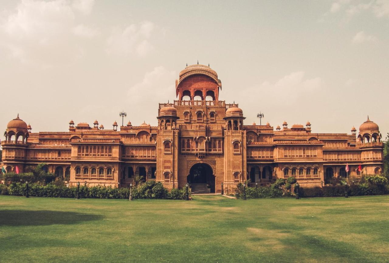 The Laxmi Niwas Palace Hotel Bikaner Exterior photo